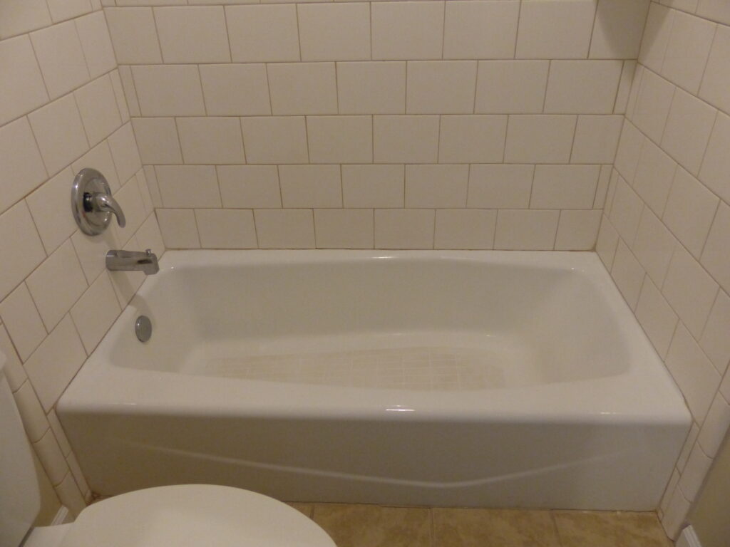 Shabby Tub in need of fresh touch