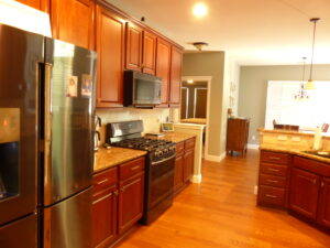 Kitchen refinishing - Before