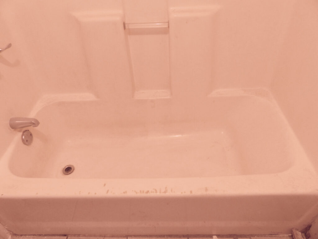 Shabby Tub in need of fresh touch
